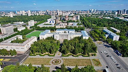 Vue de l'école Souvorov.