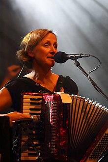 Veronika Borovková na koncertě Tří sester v Mostě (2015)