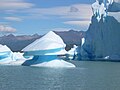 Ľadovec Upsala v jazere Argentino