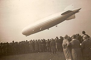 Graf Zeppelin L127 aterrant