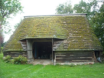 Široký-Důl : grange polygonale.