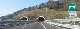 Image illustrative de l’article Tunnel de Timpa delle Vigne
