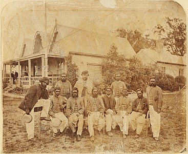 La unua aŭstralia kriketa teamo, kiu ludis en Anglio, estis indiĝena (1867)