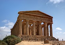 Temple of Concordia, Valle dei Templi, Sicily Agrigent BW 2012-10-07 13-10-58.jpg