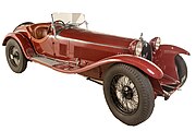 Alfa Romeo 8C 2300. Veicolo sportivo realizzato nel 1932 da Alfa Romeo, fa parte della serie di auto pilotate da celebri corridori come Nuvolari o Campari.