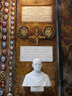 Byst föreställande den helige Maximilian Kolbe i kyrkan Sant'Andrea delle Fratte i Rom.