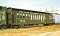 BCIT 871027 leaving BN's Eola Yard, westbound