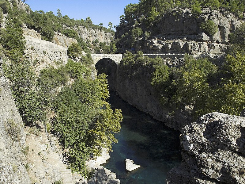 Ficheiro:Eurymedon Bridge, Selge, Turkey. Pic 10.jpg