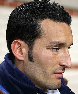 http://upload.wikimedia.org/wikipedia/commons/thumb/2/20/Gianluca_Zambrotta.jpg/250px-Gianluca_Zambrotta.jpg