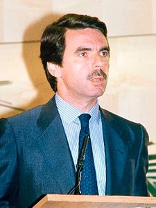 José María Aznar inaugura el I Mercado Iberoamericano de la Industria Audiovisual (cropped).jpeg