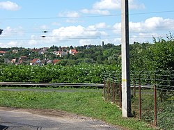 A városrész látképe az Árvaház utcából