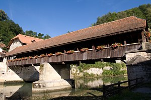Le pont de Berne, en Basse-Ville de Fribourg.