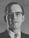 Роберт Уильям «Боб» Штрауб в 1968 году баллотировался на пост государственного казначея, из - Брошюра избирателя округа Мэрион, 1968 (стр. 52 кроп) .jpg