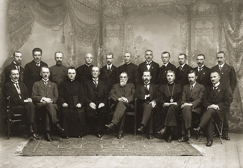 File:Signatarai.Signatories of Lithuania.jpg