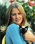Сьюзан Форд и сиамская кошка Шан