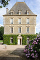 Château de Tocqueville : reste de l'édifice, hall d'entrée, salons, ancienne chambre d'Alexis de Tocqueville