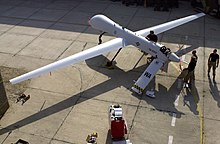 تقرير عن الطائرة بدون طيار  220px-US_Navy_011109-F-4884R-004_UAV_Predator