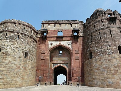 Западные ворота крепости Пурана-Кила, Дели, XVI век