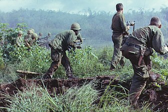 14/06: Tropa de l'Exèrcit dels Estats Units d'Amèrica durant la Guerra del Vietnam.