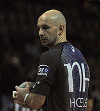 Davor Dominiković warmup DKB Handball Bundesliga HSG Wetzlar vs HSV Hamburg 2014-02 08.jpg