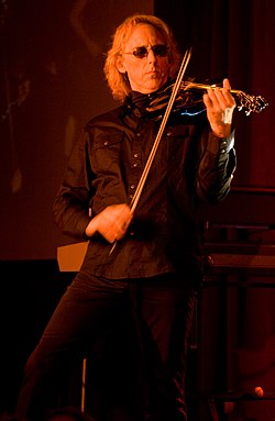 Eddie Jobson on stage with UKZ - BB Kings, NYC, 20 августа 2009 года