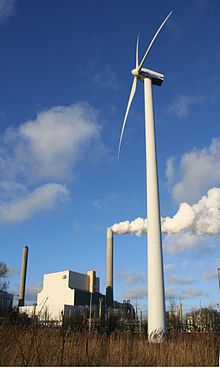 Old and new human uses of the atmosphere Eolienne et centrale thermique Nuon Sloterdijk.jpg