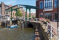 Leiden, el puente oscilante (de Kerkbrug) y la impresión