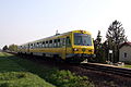 5147 511/512 der GySEV in der Haltestelle Lukácsháza alsó auf der Bahnstrecke Kőszeg–Szombathely.