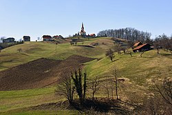 Lopaca, rimokatolička crkva "Sv. Ana"