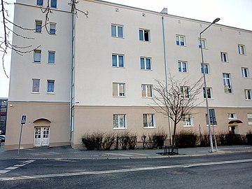 20 Piotrowskiego facade