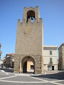 Oristano, Mariano II's tower Oristano, tower of piazza Mannu.jpg