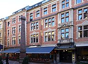 Grev Turegatan 12–16: Tattersall (Gustaf Lindgren, 1898; muutostyöt Sigurd Westholm ja John Bagger, 1914). Rakennuksessa toimii muun muassa Kuninkaallinen insinööritieteiden akatemia.[2]