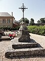 La croix du cimetière.