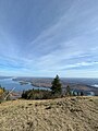 Vue au loin prise des pentes de ski du Mont Owl's Head Vue en haut du sommet du mont owl's head à l'automne 2022