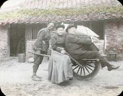 Waldenström med fru Mathilda i Kina 1907.
