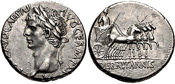 Drachme aus dem Jahr 43, die Claudius im Triumph aus Britannien zurückkommend zeigt