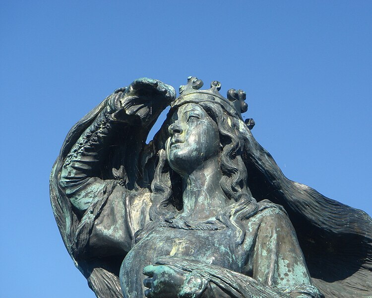 Anne Marie Carl-Nielsen (1863-1945): Statue av dronning Dagmar p&#229; Riberhus Borgbanke (1913)