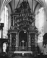 Ołtarz z 1611 fundacji króla Zygmunta III Wazy, zniszczony w 1944