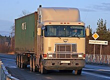 International 9800 (Newport) COE in Russia, 2014.jpg