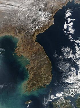 Image satellite de la Corée avec l'isthme de Corée à la base de la péninsule du même nom.