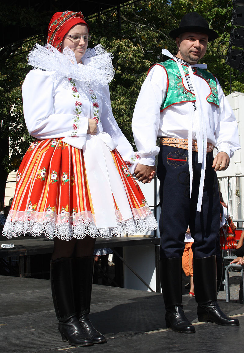 Флешмобы: Чешский национальный костюм