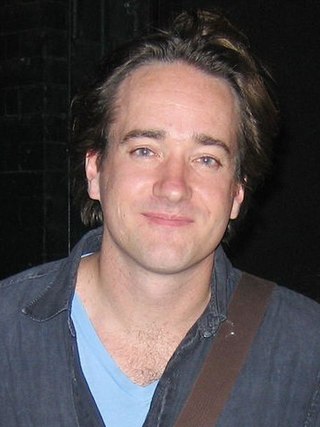 Matthew Macfadyen no Teatro Royal Court, em Londres, após uma apresentação de "The Pain & the Itch", em 4 de julho de 2007. Foto do peito pra cima do Matthew