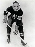 Morenz avec le maillot des Canadiens de Montréal en 1936.