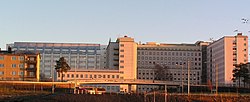 Norlannin yliopistollinen sairaala joulukuussa 2006.