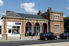 North Dulwich station, Red Post Hill - geograph.org.uk - 1435070.jpg