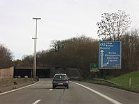 L'autoroute au niveau du croisement avec la N5.