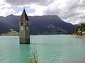 Alter Kirchturm im Reschensee.