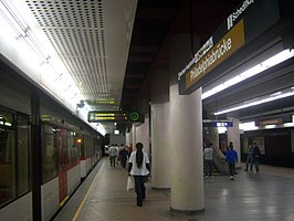 U-Bahn-Station Bahnhof Meidling