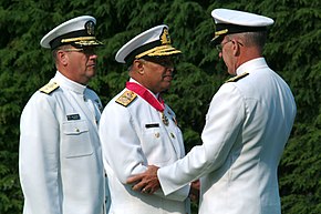 US Navy 040721-N-2383B-066 Adm. Shahid Karimullah, Chief of Naval Staff, Pakistan Navy is presented the Legion of Merit from Adm. Vern Clark, Chief of Naval Operations (CNO).jpg