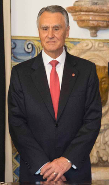 Visita de Estado do Presidente Peña Nieto a Portugal (2014-06-05) - Assinatura do Livro de Honra (cropped).png